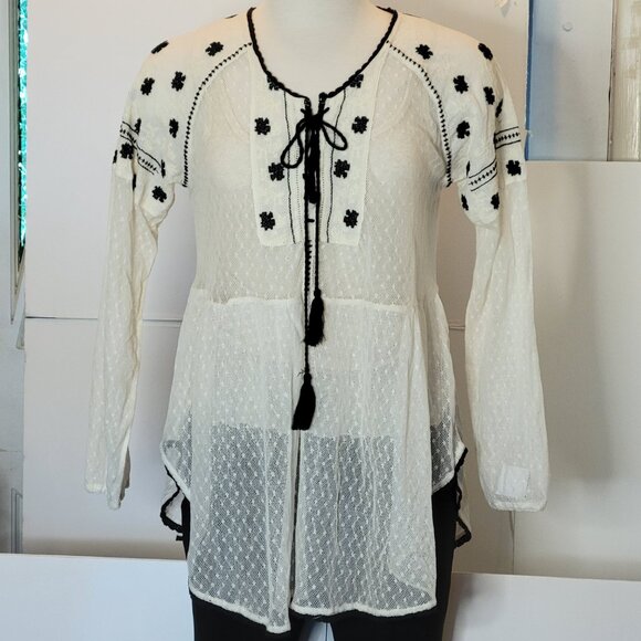 Free People Semi Sheer Peasant Style Tunic w/Embroidery Tie Front Beige/Blk Sz L - Picture 3 of 14